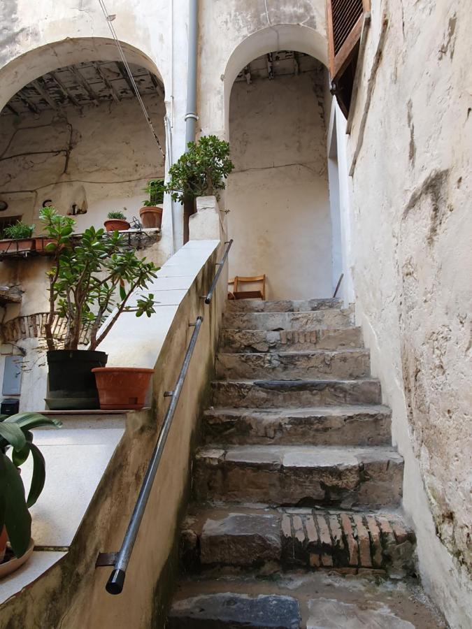 Beach Holiday Villa Terracina Bagian luar foto
